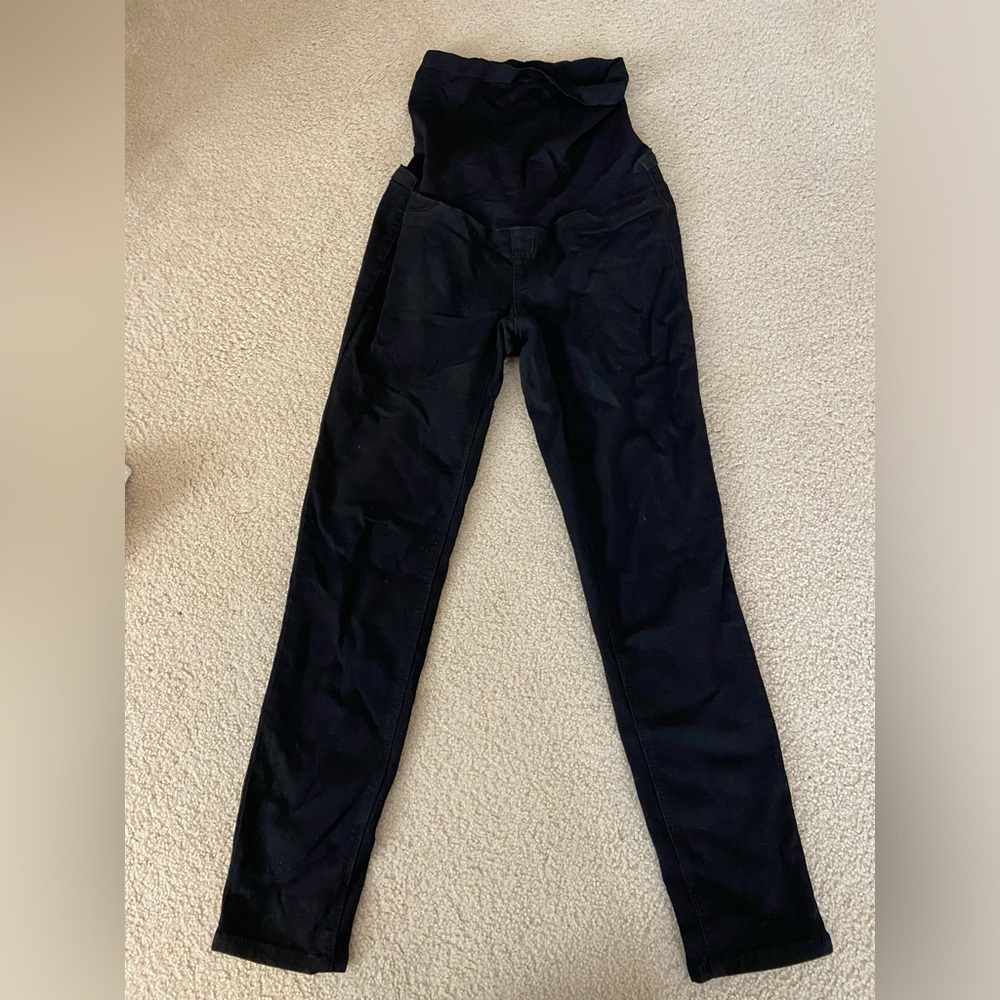 Like new 1822 black maternity jeans
